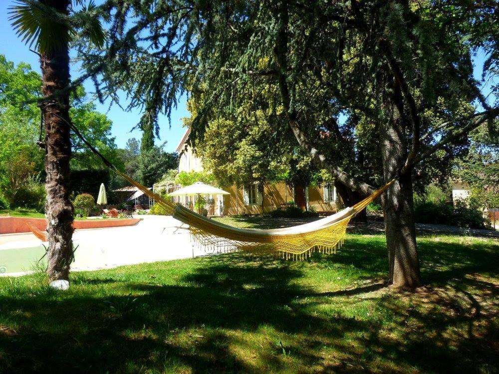 Le Fer En Ceze Bed & Breakfast Sabran Bagian luar foto