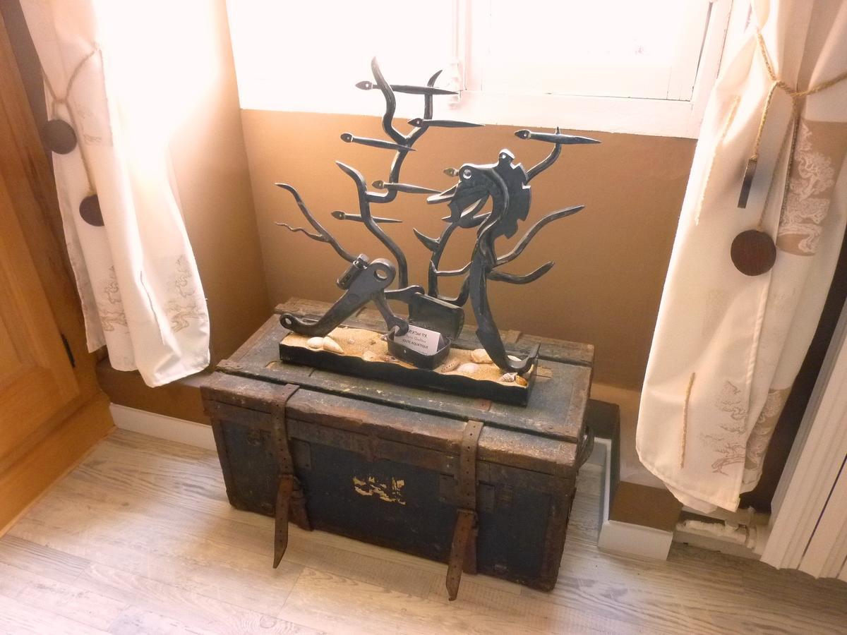 Le Fer En Ceze Bed & Breakfast Sabran Bagian luar foto